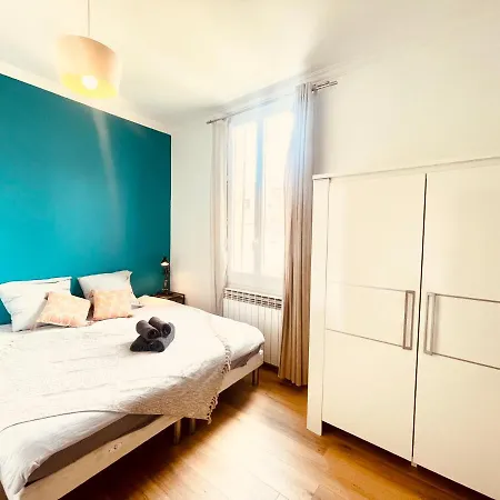 Le Coeur De Nimes Apartment Exterior photo